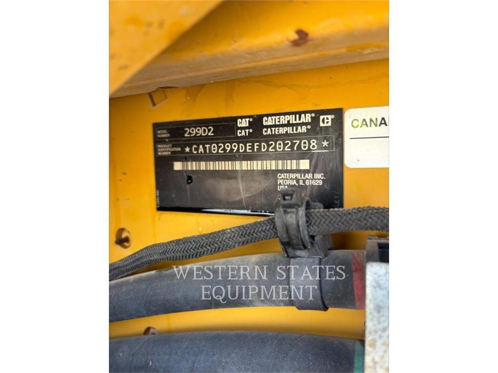 CAT 299D2 スキッドステアローダー