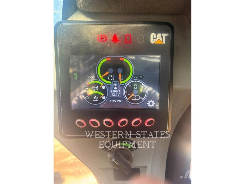 CAT 299D2 スキッドステアローダー