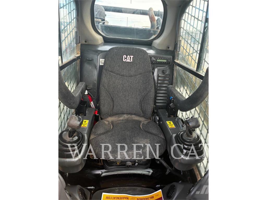 CAT 299D2 クローラーローダー