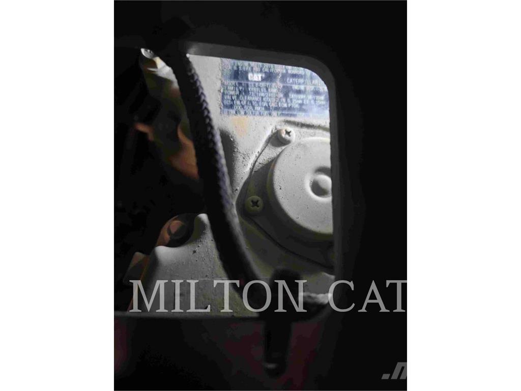 CAT 299D3 スキッドステアローダー