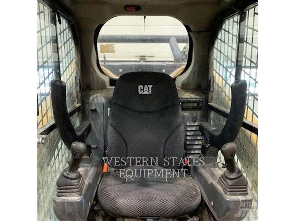 CAT 299D3 スキッドステアローダー