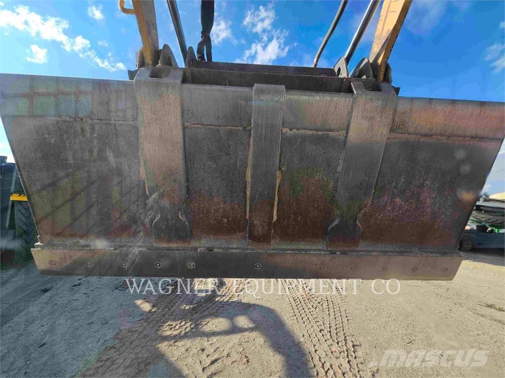 CAT 299D3 クローラーローダー