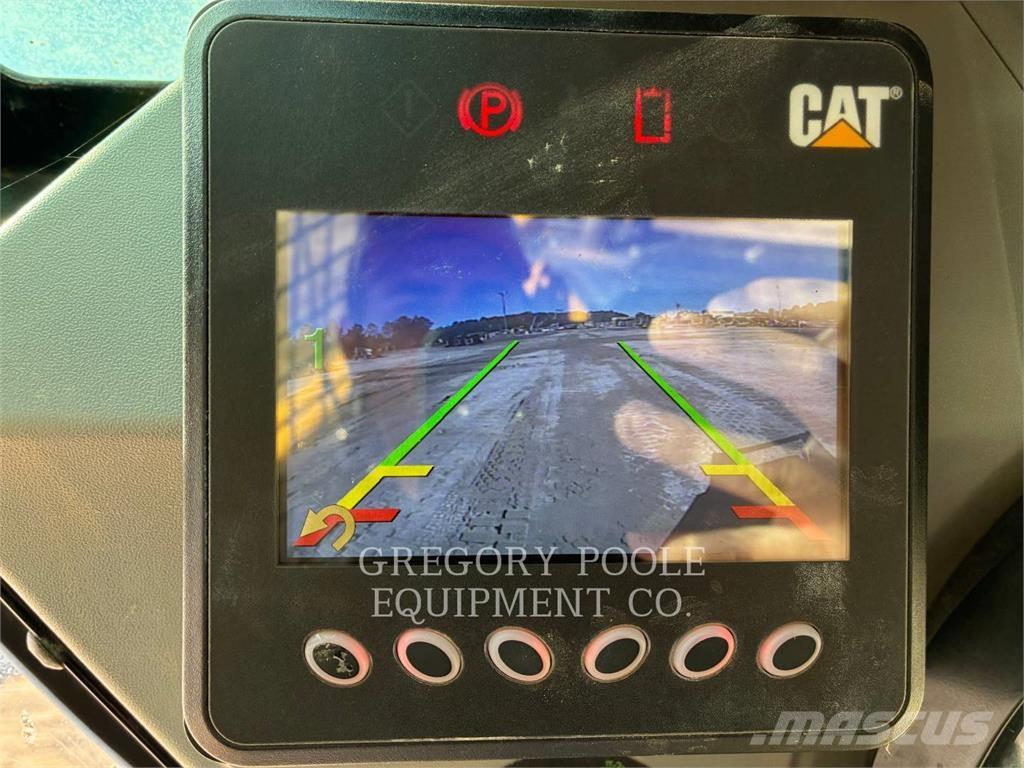 CAT 299D3 クローラーローダー