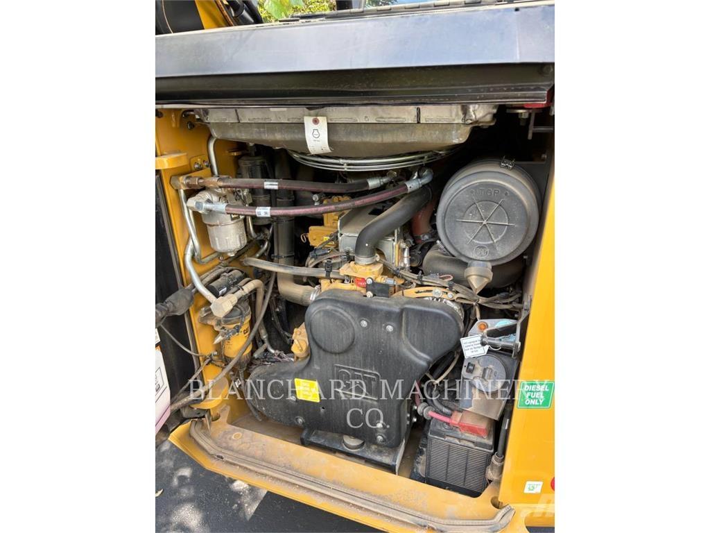 CAT 299D3 クローラーローダー