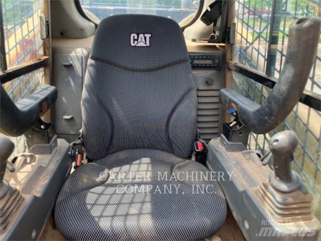CAT 299D3 XE スキッドステアローダー