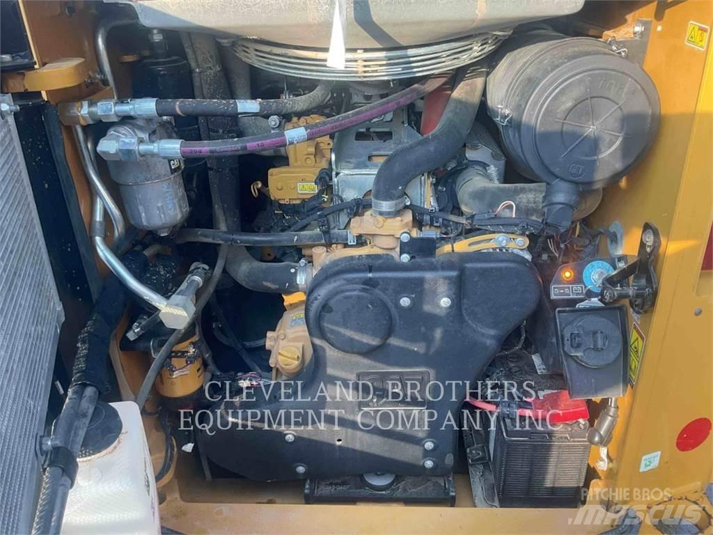CAT 299D3XE スキッドステアローダー