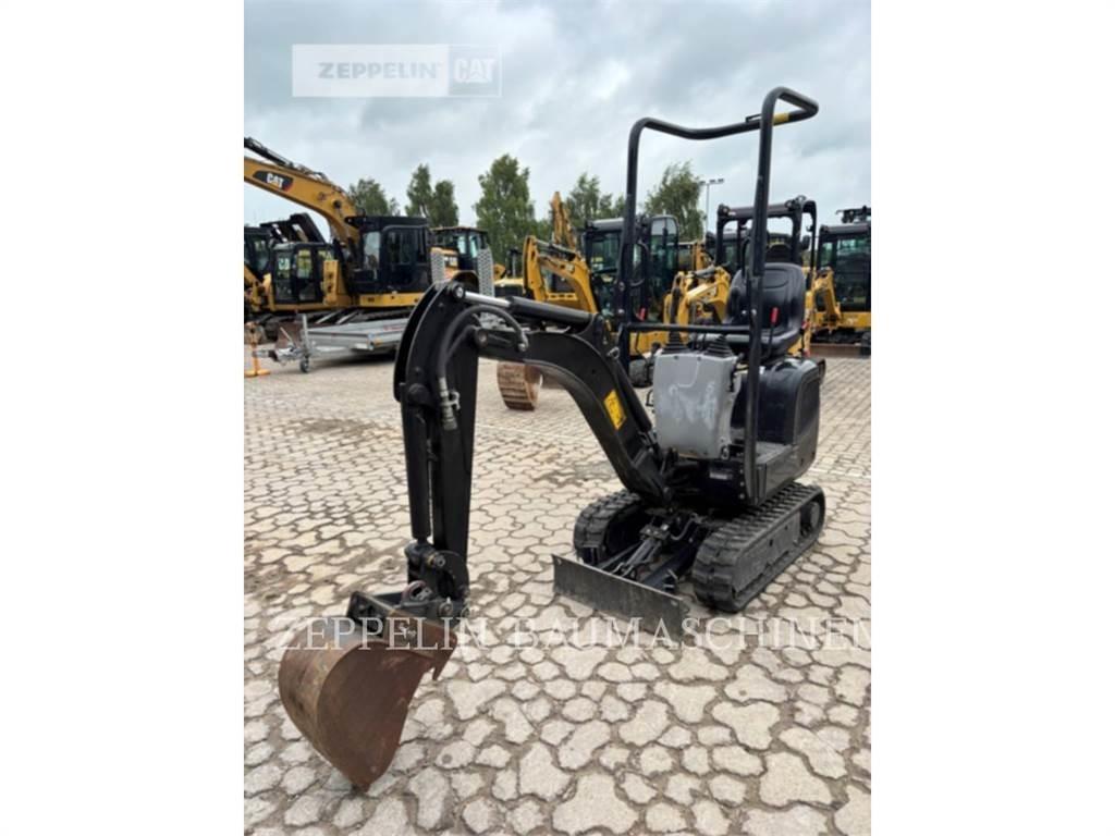 CAT 300.9D 大型油圧ショベル12t以上（パワーショベル・ユンボ）