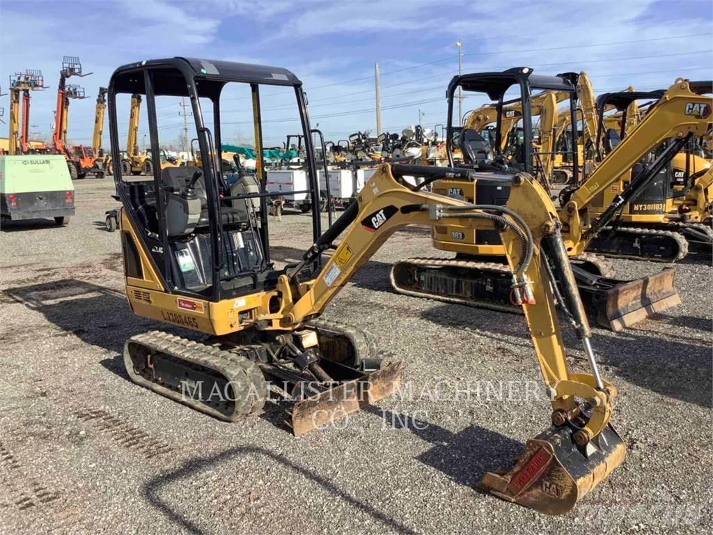 CAT 301.4C 大型油圧ショベル12t以上（パワーショベル・ユンボ）