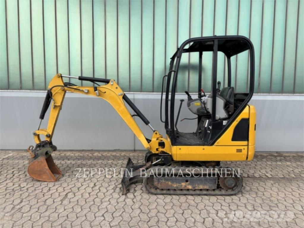 CAT 301.4C 大型油圧ショベル12t以上（パワーショベル・ユンボ）