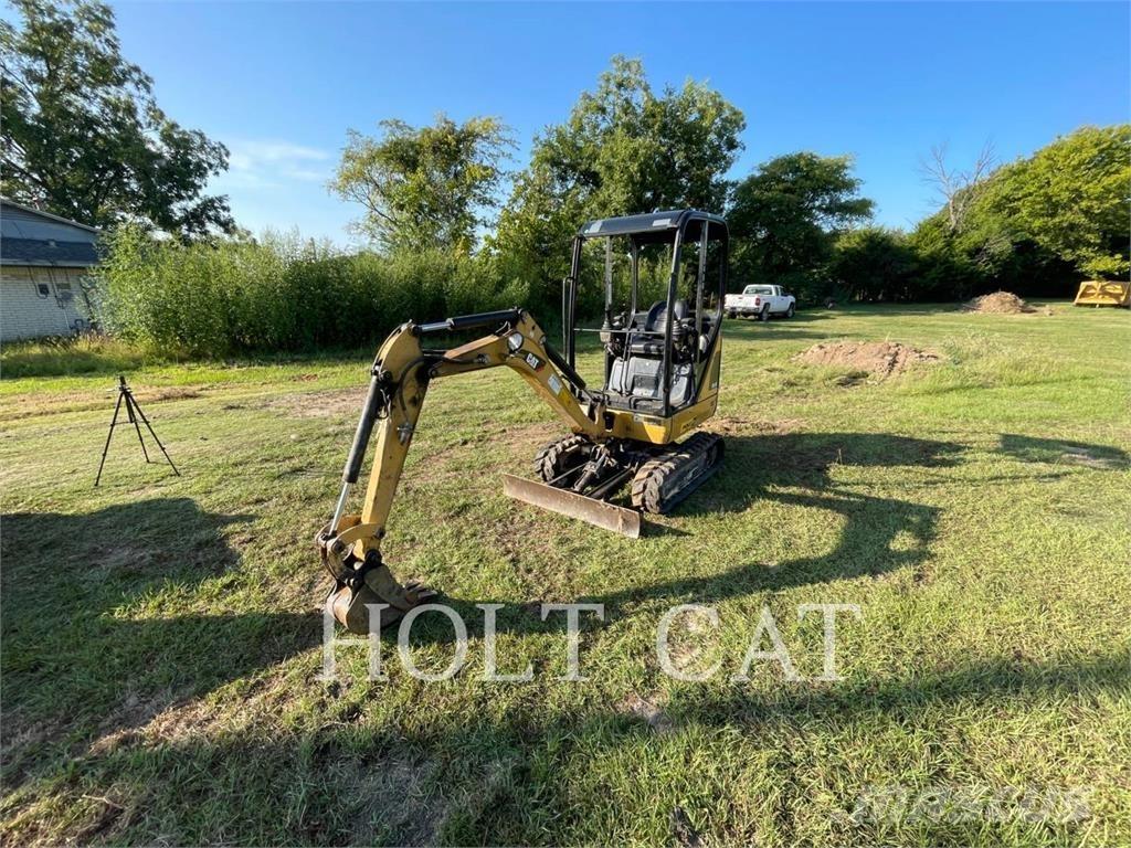 CAT 301.4C 大型油圧ショベル12t以上（パワーショベル・ユンボ）