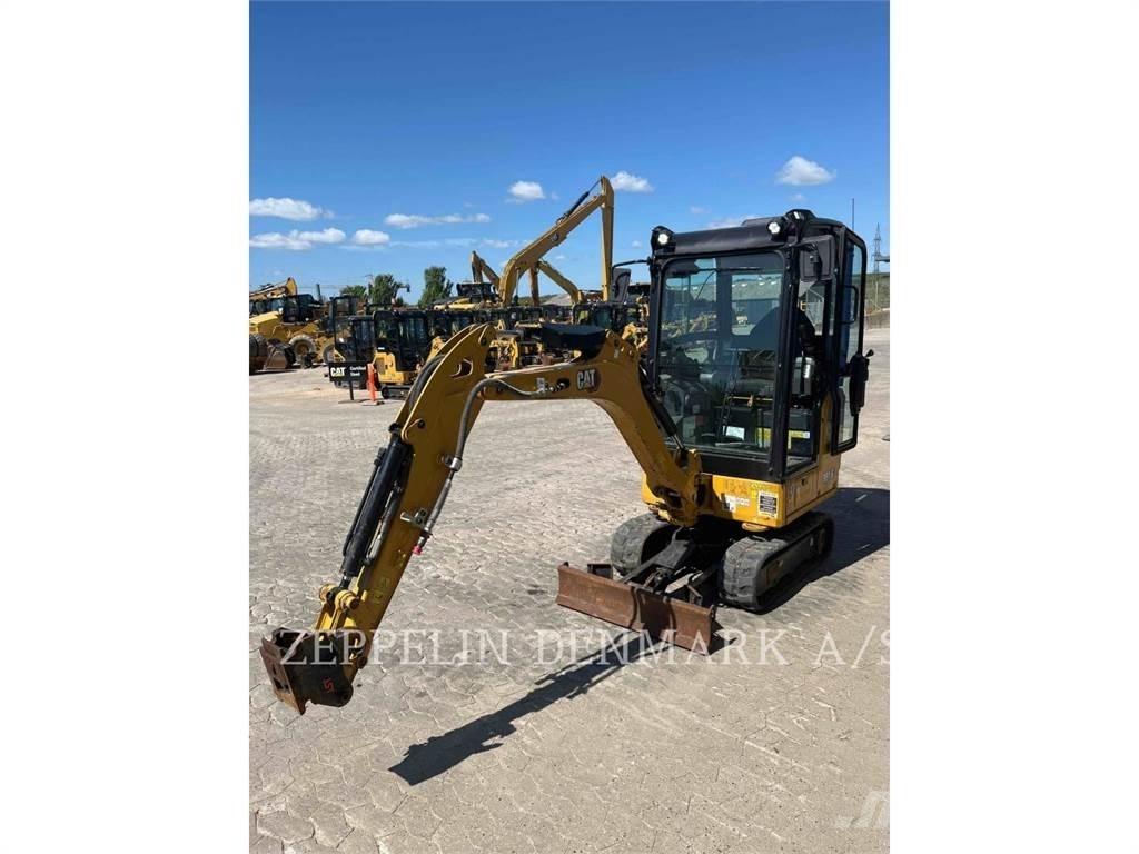 CAT 301.605 大型油圧ショベル12t以上（パワーショベル・ユンボ）