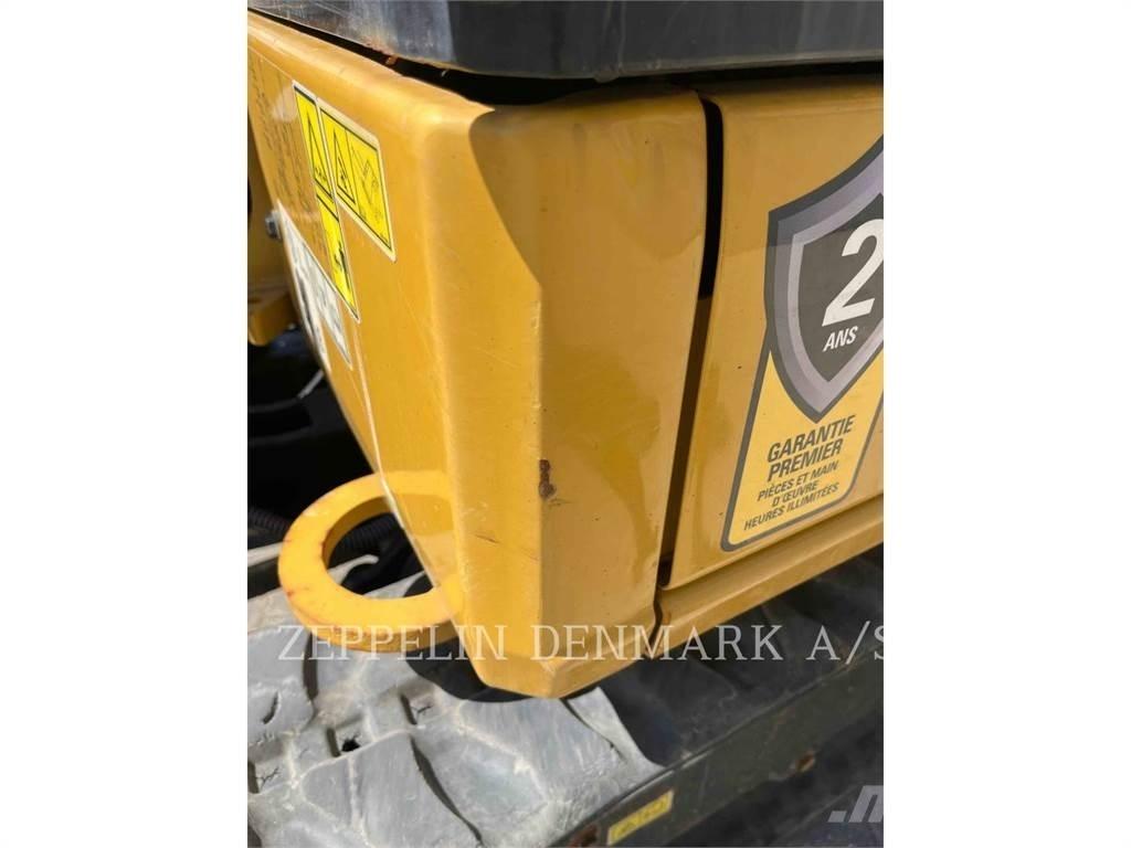 CAT 301.605 大型油圧ショベル12t以上（パワーショベル・ユンボ）