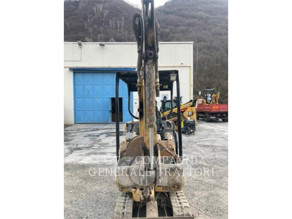 CAT 301.6C 大型油圧ショベル12t以上（パワーショベル・ユンボ）