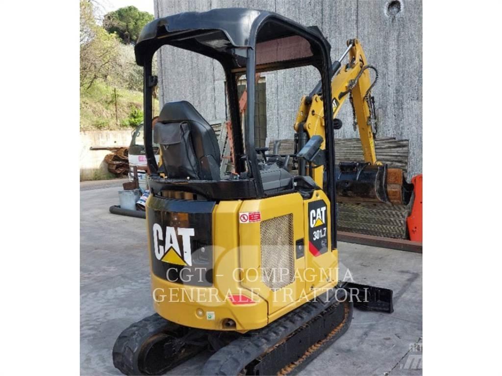 CAT 301.7 大型油圧ショベル12t以上（パワーショベル・ユンボ）