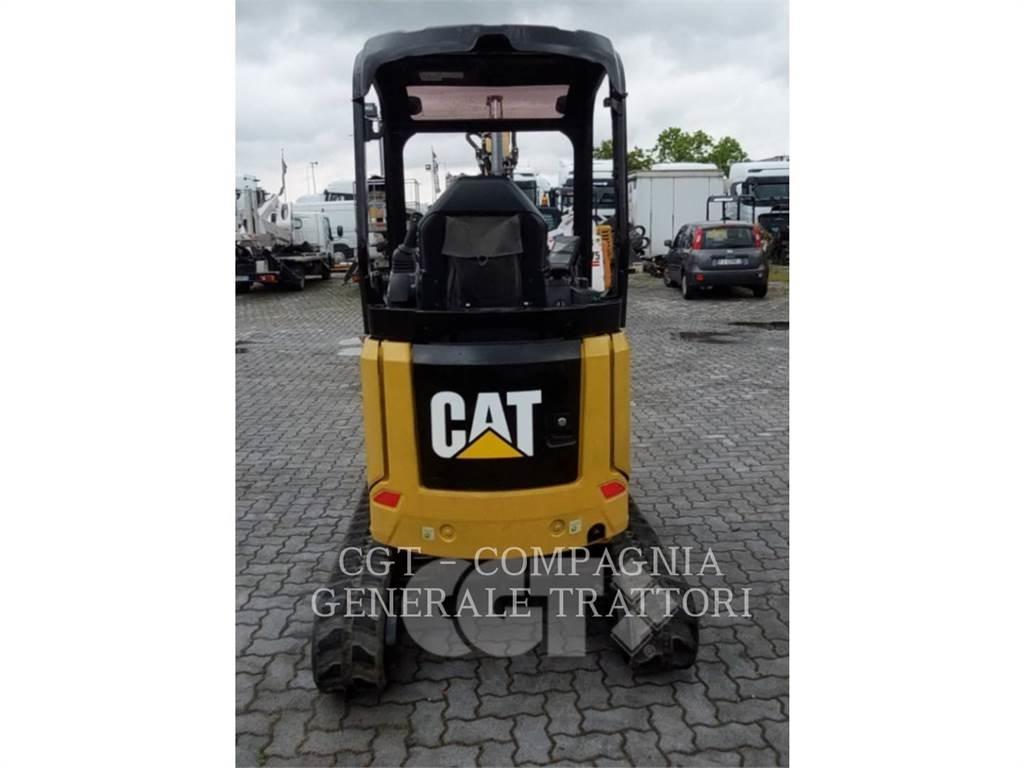 CAT 301.7 大型油圧ショベル12t以上（パワーショベル・ユンボ）