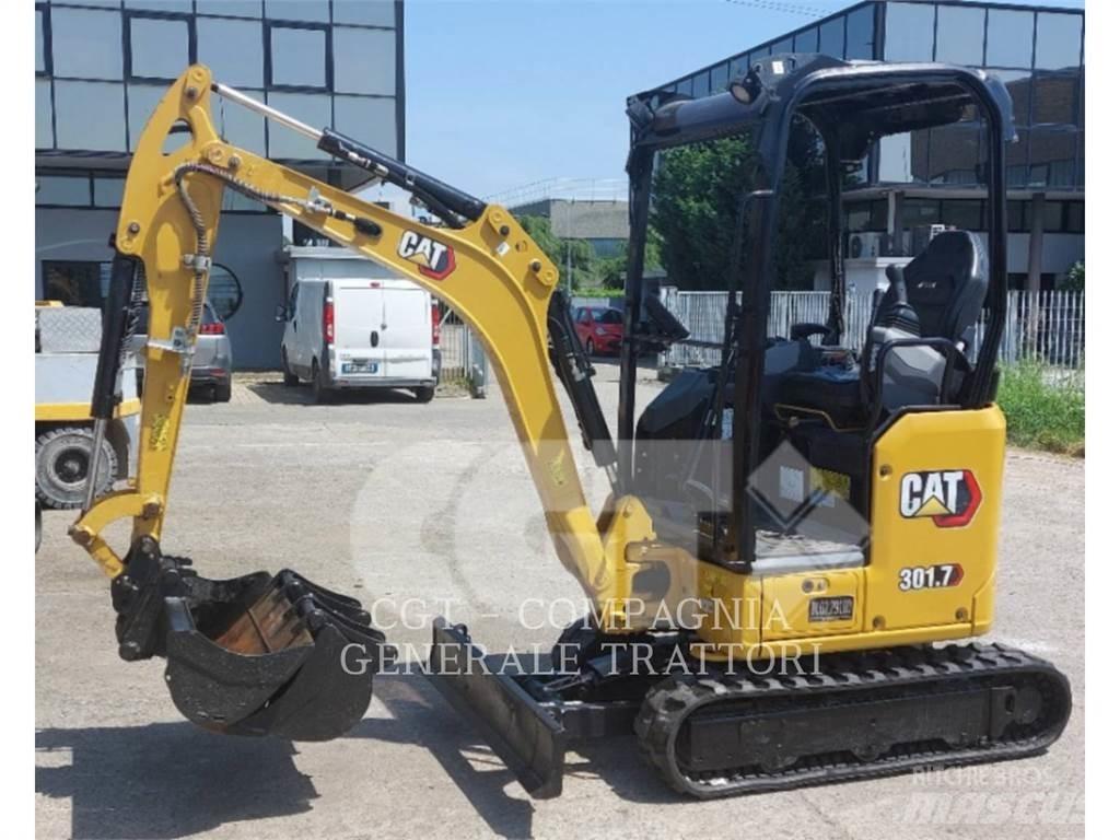 CAT 301.7 大型油圧ショベル12t以上（パワーショベル・ユンボ）
