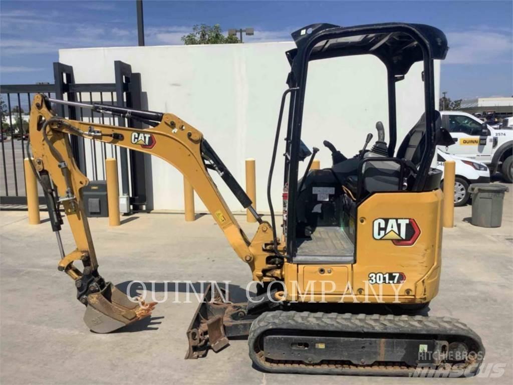 CAT 301.7 大型油圧ショベル12t以上（パワーショベル・ユンボ）