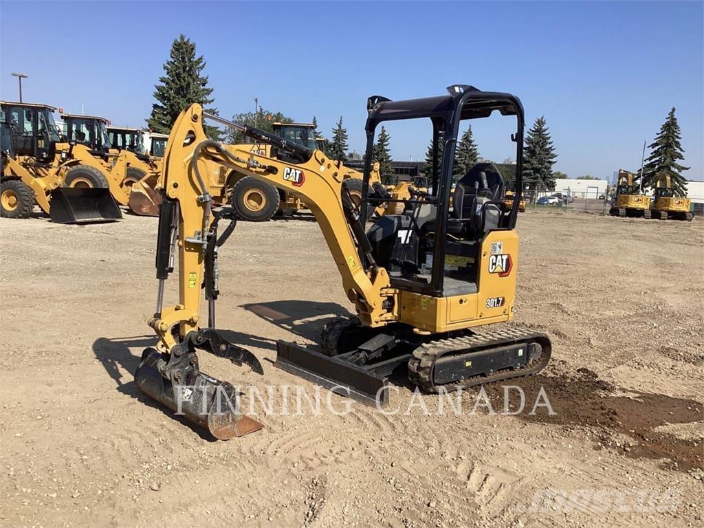 CAT 301.7 大型油圧ショベル12t以上（パワーショベル・ユンボ）