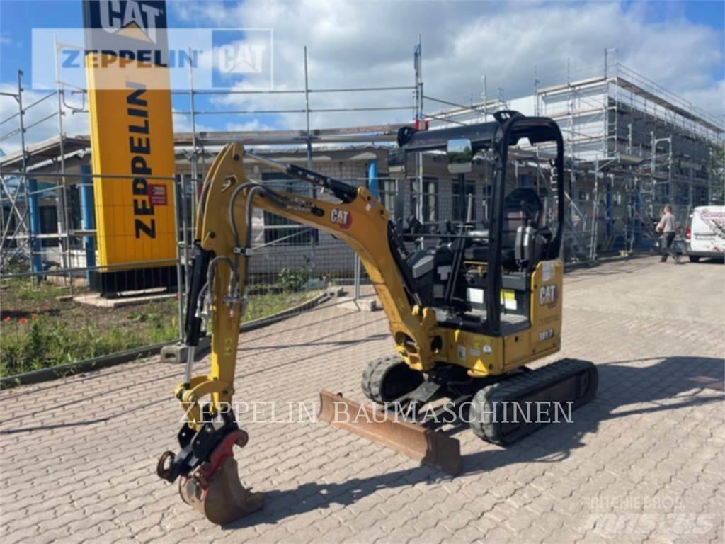 CAT 301.7-05A 大型油圧ショベル12t以上（パワーショベル・ユンボ）
