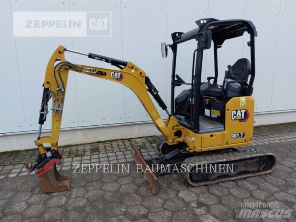 CAT 301.7-05A 大型油圧ショベル12t以上（パワーショベル・ユンボ）
