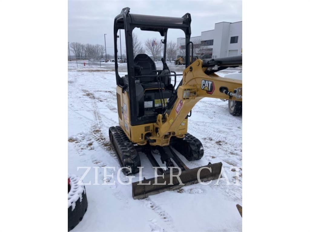 CAT 301.7-05CR 大型油圧ショベル12t以上（パワーショベル・ユンボ）