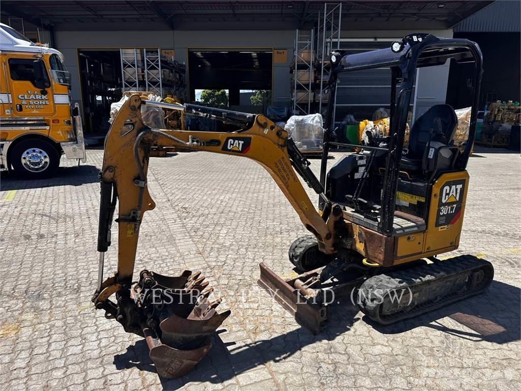 CAT 301.7-05CR 大型油圧ショベル12t以上（パワーショベル・ユンボ）