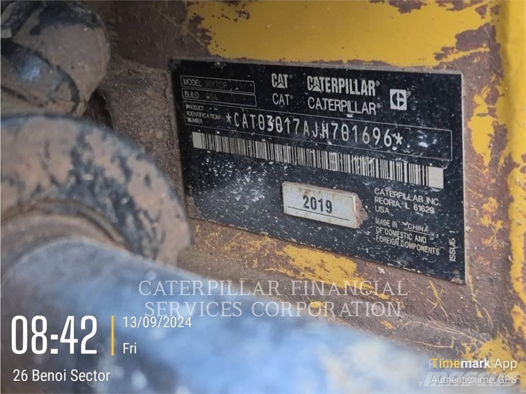 CAT 301.7-05CR 大型油圧ショベル12t以上（パワーショベル・ユンボ）