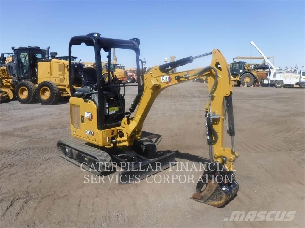 CAT 301.7-05CR 大型油圧ショベル12t以上（パワーショベル・ユンボ）