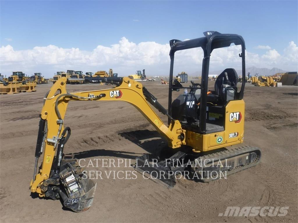 CAT 301.7-05CR 大型油圧ショベル12t以上（パワーショベル・ユンボ）