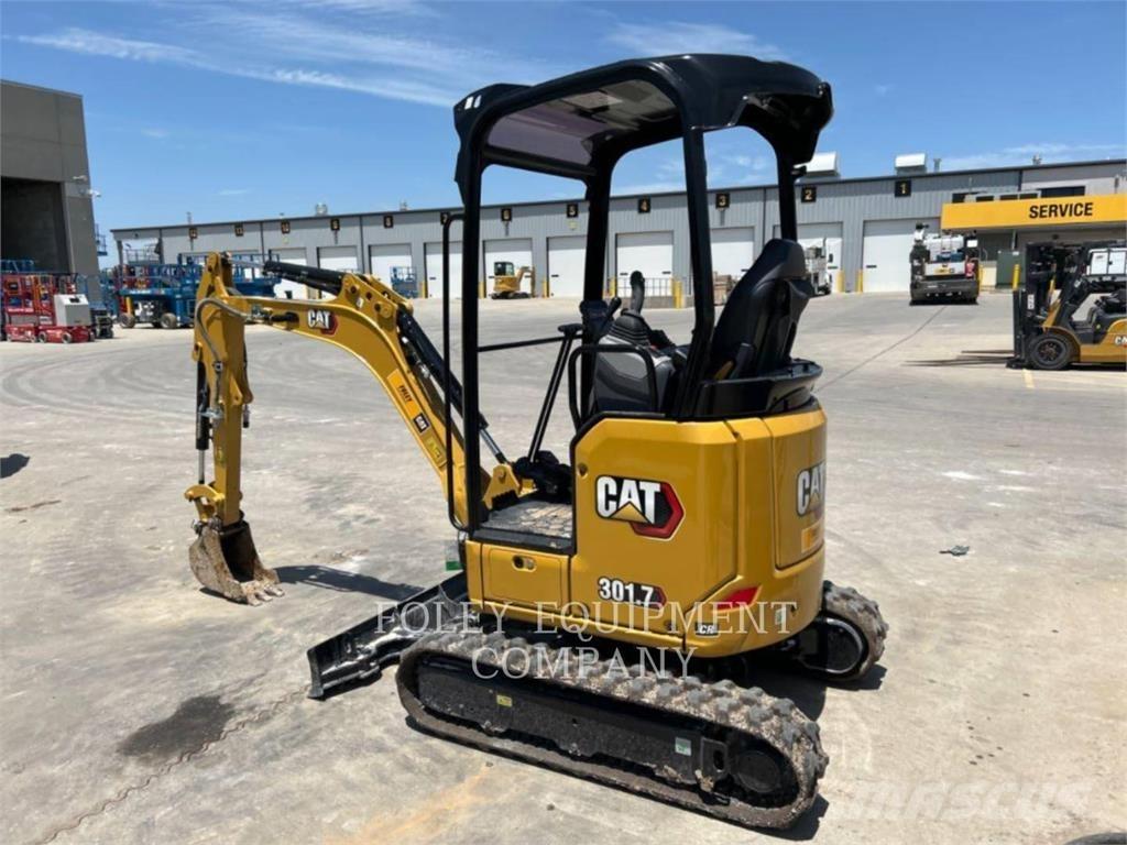 CAT 301.7-05LO 大型油圧ショベル12t以上（パワーショベル・ユンボ）