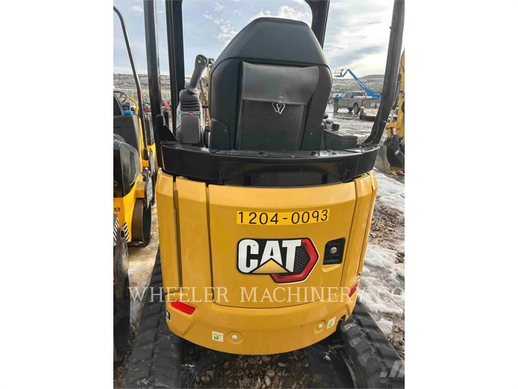 CAT 301.7 C1 大型油圧ショベル12t以上（パワーショベル・ユンボ）