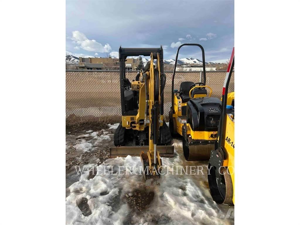 CAT 301.7 C1 大型油圧ショベル12t以上（パワーショベル・ユンボ）