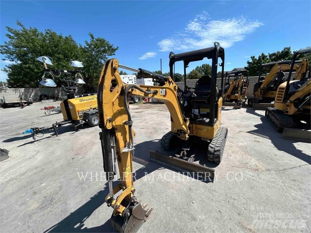 CAT 301.7 C1 大型油圧ショベル12t以上（パワーショベル・ユンボ）