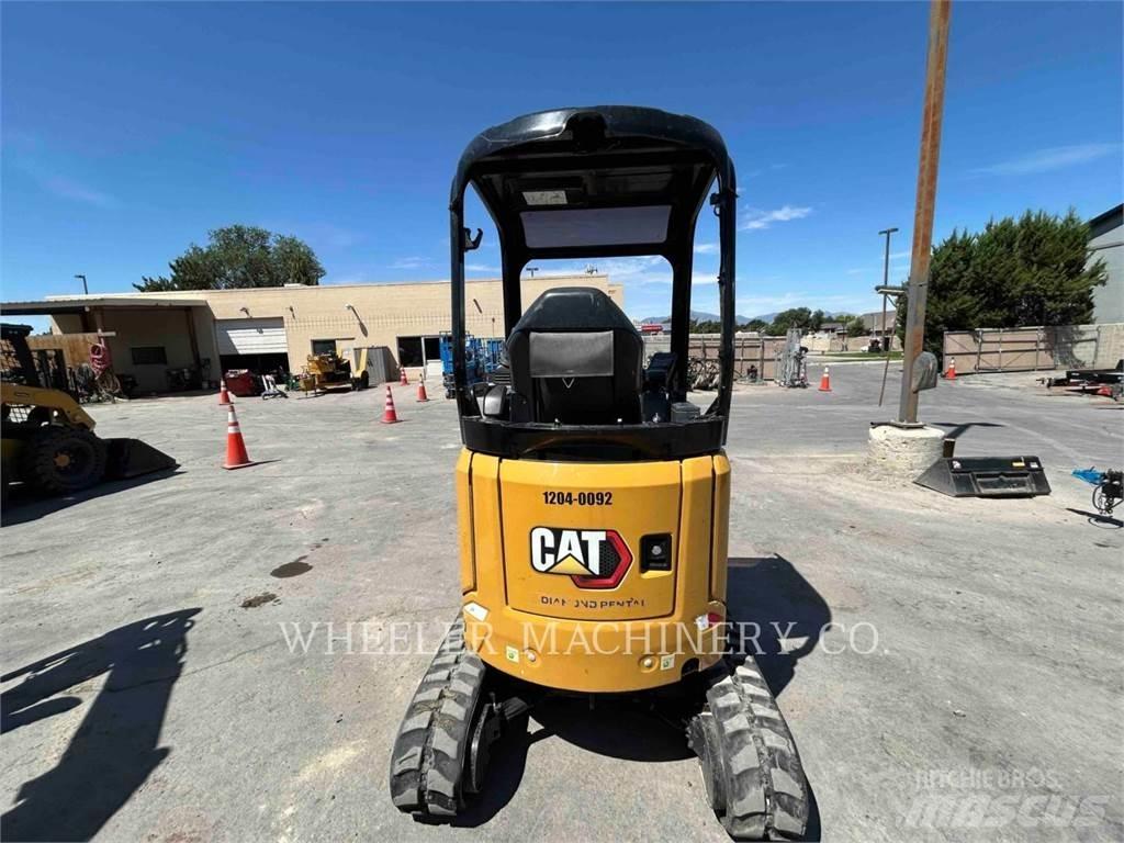 CAT 301.7 C1 大型油圧ショベル12t以上（パワーショベル・ユンボ）