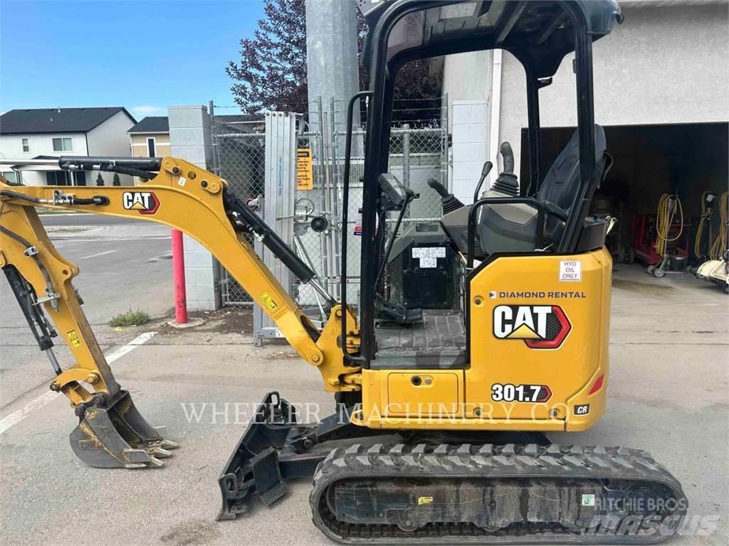 CAT 301.7 C1 大型油圧ショベル12t以上（パワーショベル・ユンボ）