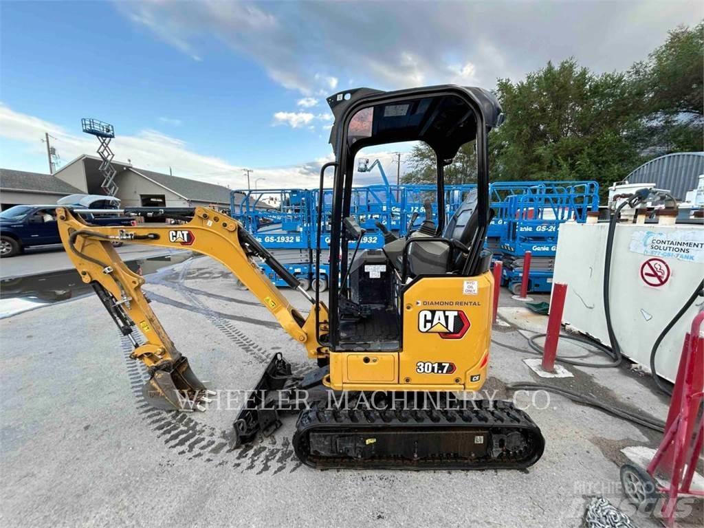 CAT 301.7 C1 大型油圧ショベル12t以上（パワーショベル・ユンボ）