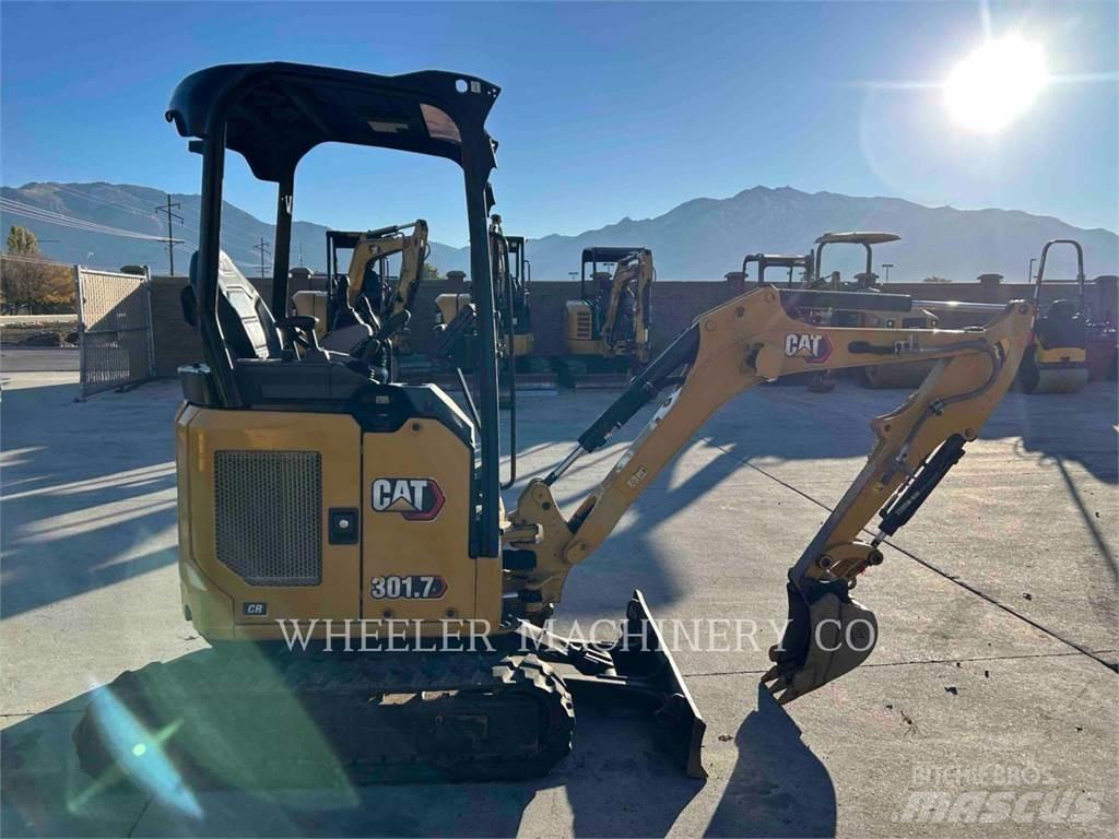 CAT 301.7 C1 大型油圧ショベル12t以上（パワーショベル・ユンボ）