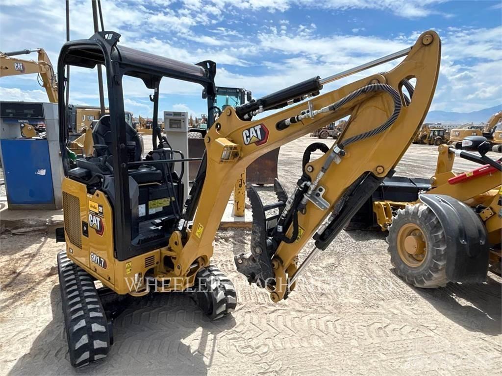 CAT 301.7 C1TH 大型油圧ショベル12t以上（パワーショベル・ユンボ）