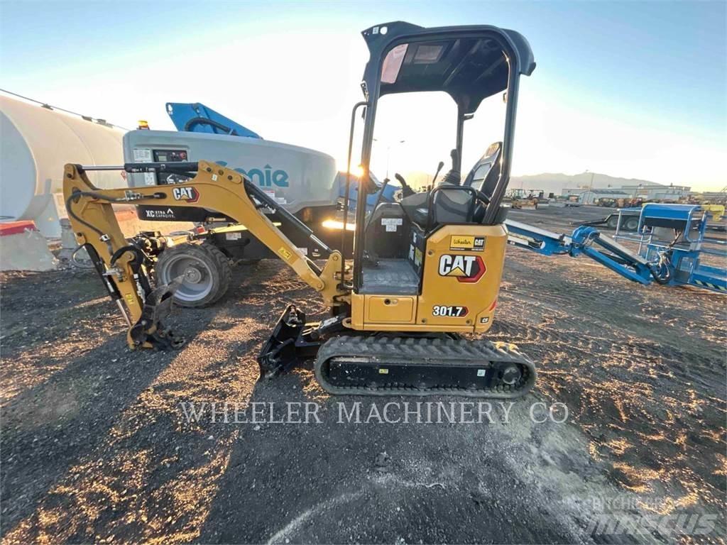 CAT 301.7 C1TH 大型油圧ショベル12t以上（パワーショベル・ユンボ）