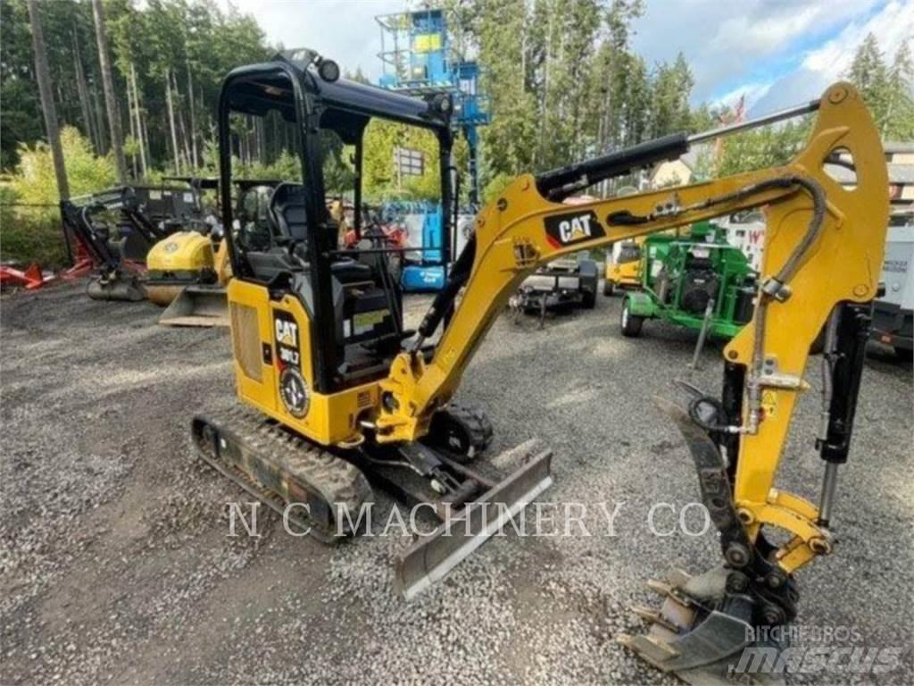 CAT 301.7 CRCN 大型油圧ショベル12t以上（パワーショベル・ユンボ）