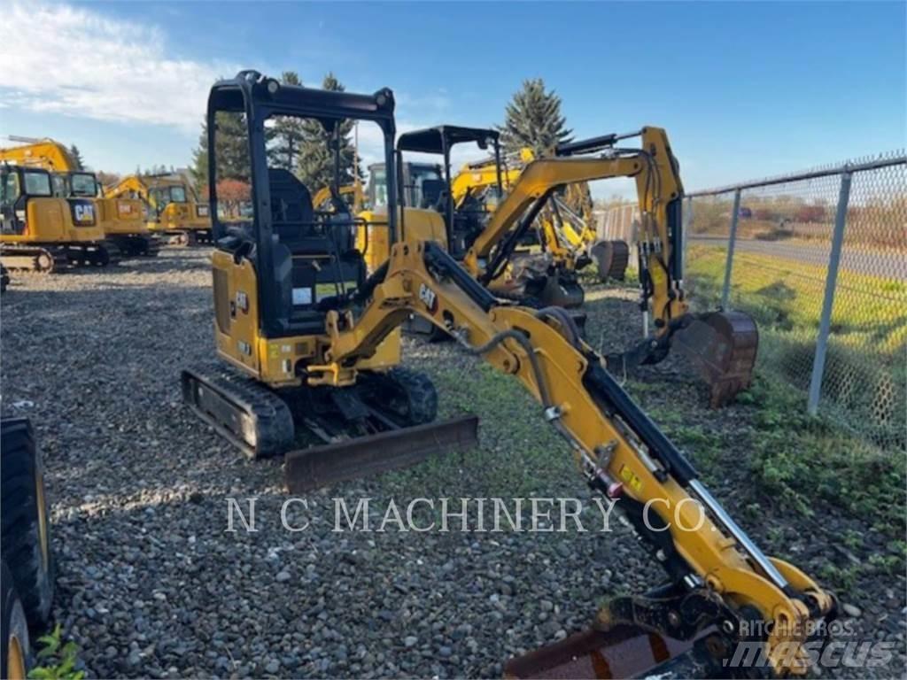 CAT 301.7 CRCN 大型油圧ショベル12t以上（パワーショベル・ユンボ）