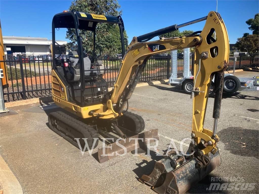 CAT 301.7D ミニ油圧ショベル 7t以下（ミニユンボ・ミニディガー）