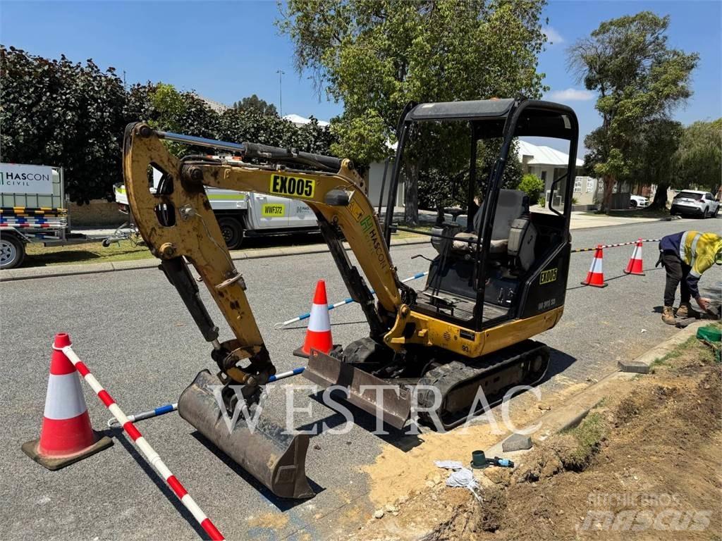 CAT 301.7D ミニ油圧ショベル 7t以下（ミニユンボ・ミニディガー）