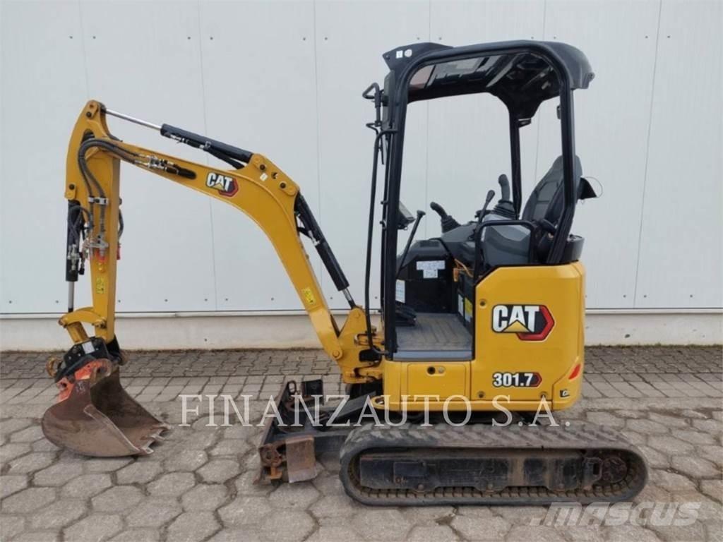 CAT 301.7D 大型油圧ショベル12t以上（パワーショベル・ユンボ）