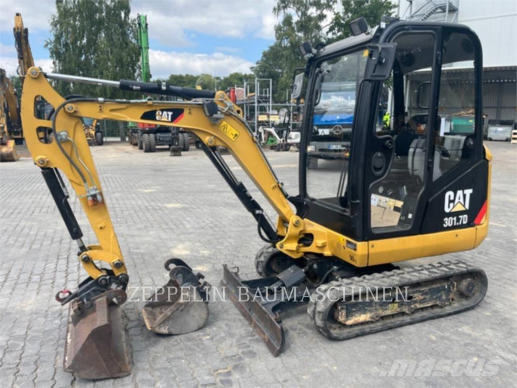 CAT 301.7D 大型油圧ショベル12t以上（パワーショベル・ユンボ）