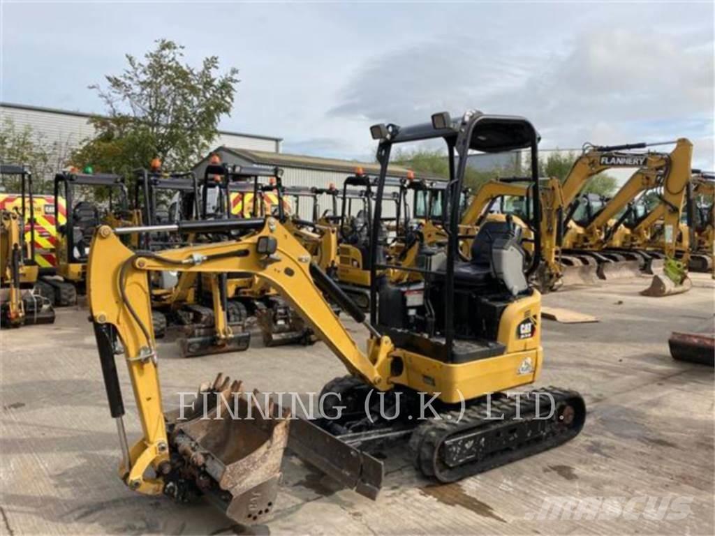 CAT 301.7D 大型油圧ショベル12t以上（パワーショベル・ユンボ）