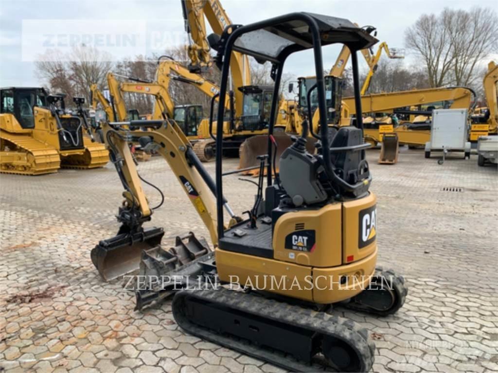 CAT 301.7DCR 大型油圧ショベル12t以上（パワーショベル・ユンボ）