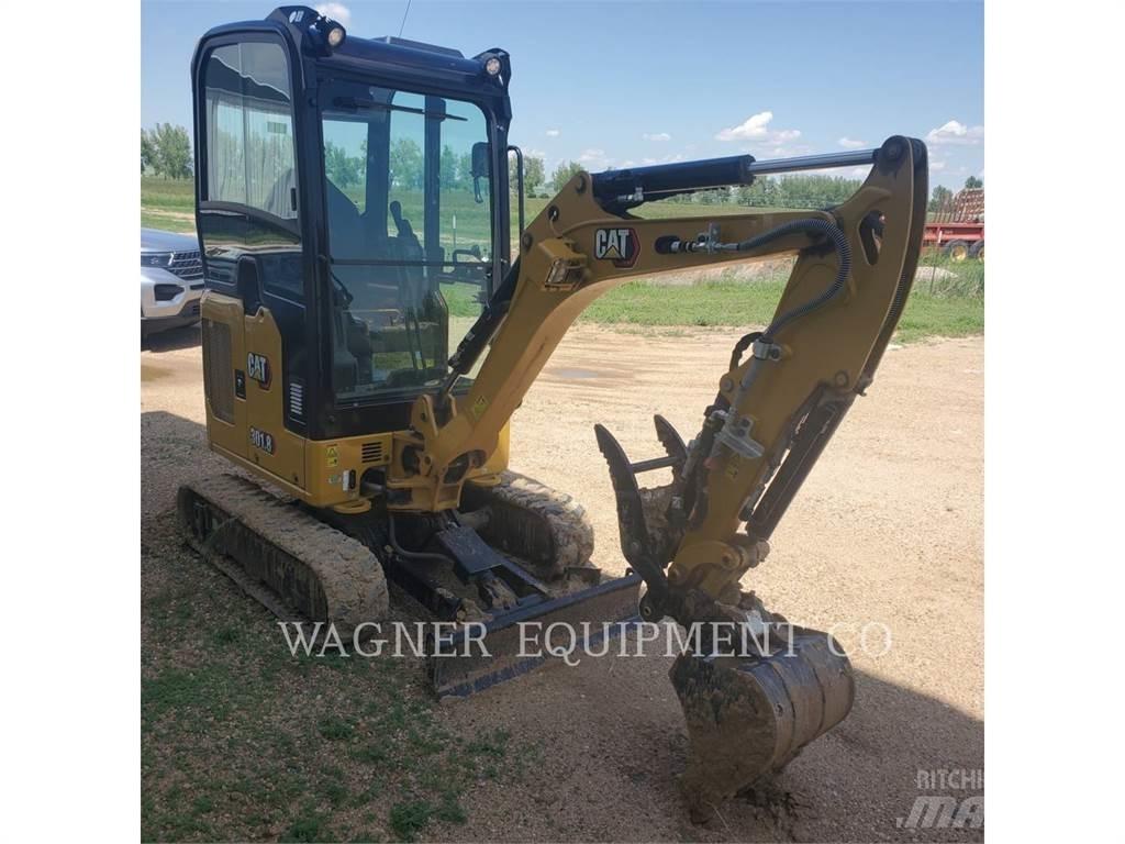 CAT 301.8 大型油圧ショベル12t以上（パワーショベル・ユンボ）