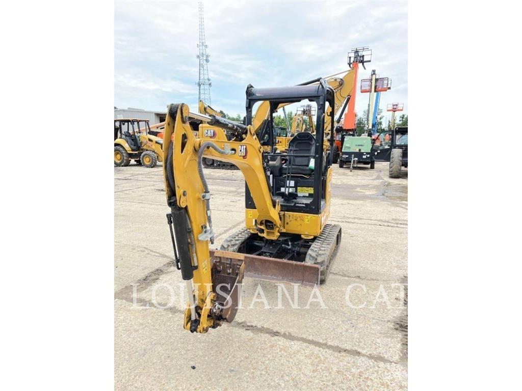 CAT 301.8 大型油圧ショベル12t以上（パワーショベル・ユンボ）