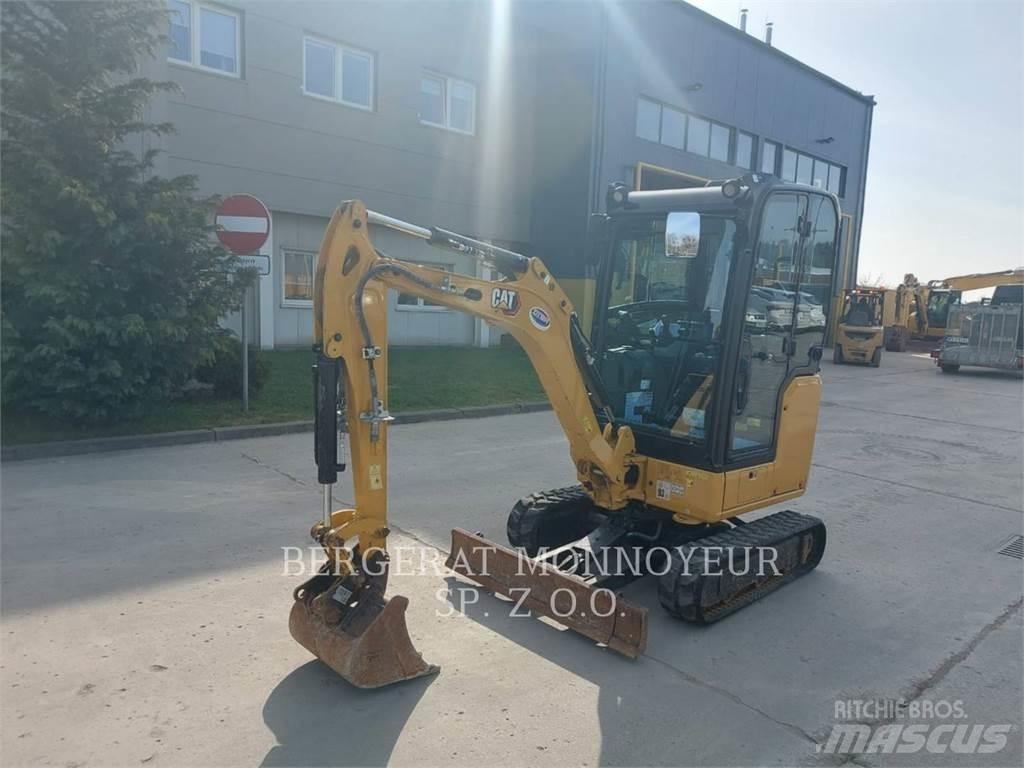 CAT 301.8 大型油圧ショベル12t以上（パワーショベル・ユンボ）